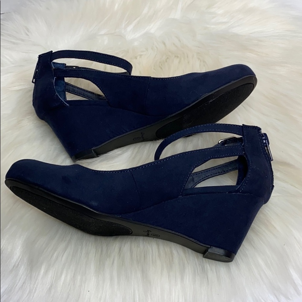 American Rag Navy Blue wedges shoes size 5.5 M - Picture 5 of 9